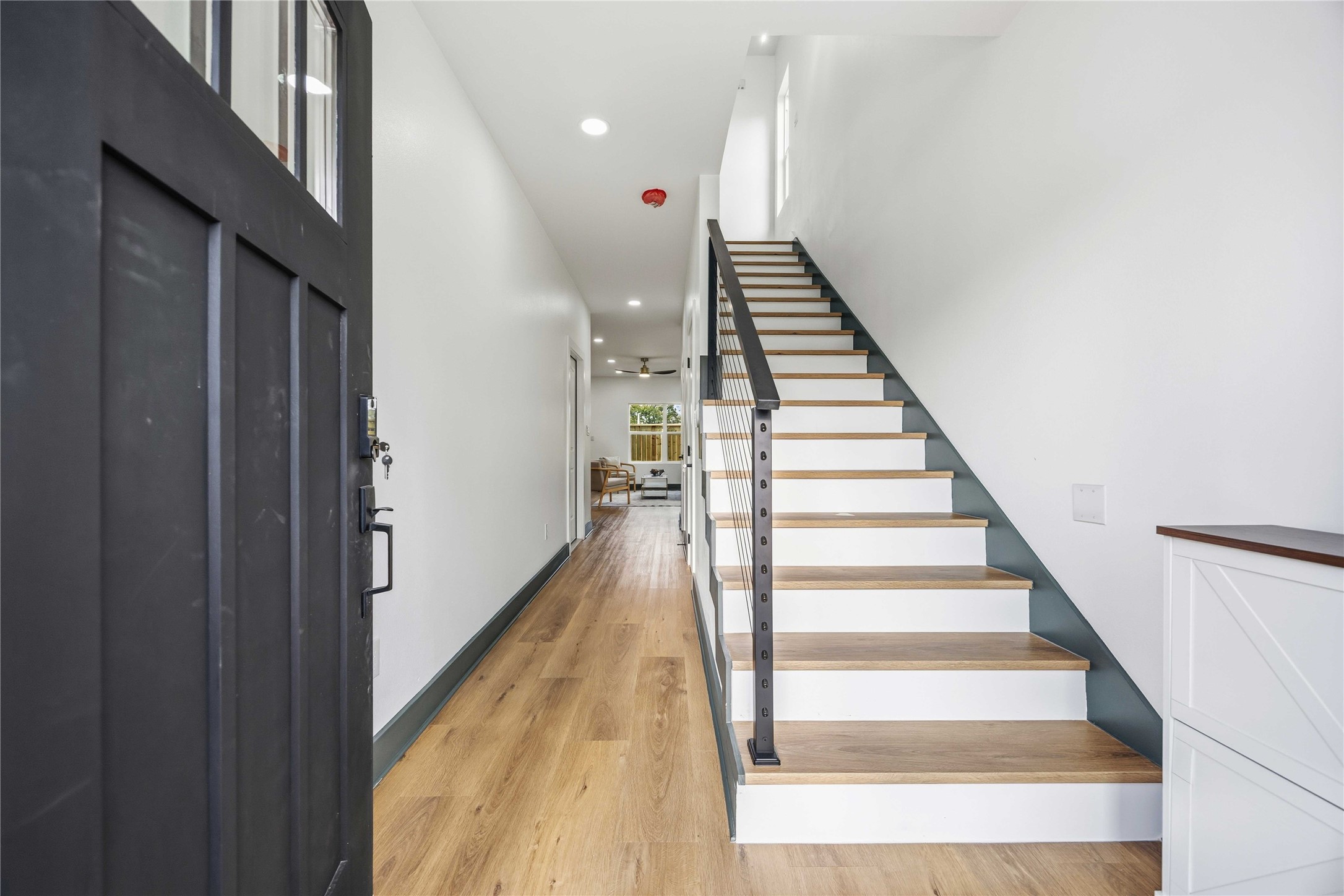 7117 Springdale Street, Unit A Houston, TX 77028 - Photo 4 of 24