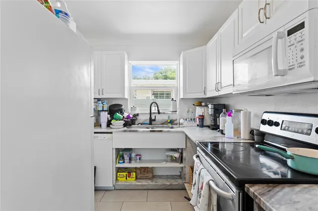 $1,850 | 487 89th Avenue North, Unit 2, St. Petersburg, FL 33702