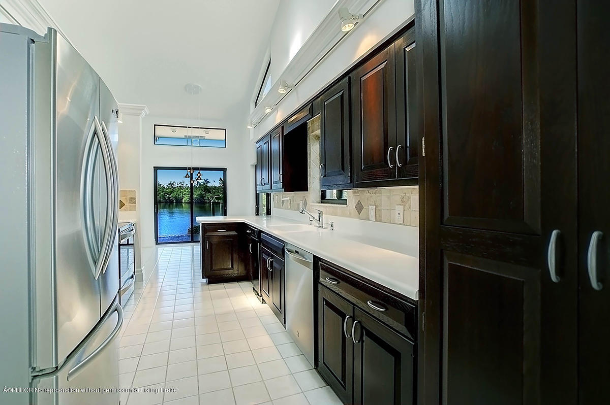 6110 North Ocean Boulevard, Unit 5 Ocean Ridge, FL 33435 - Photo 22 of 44 22