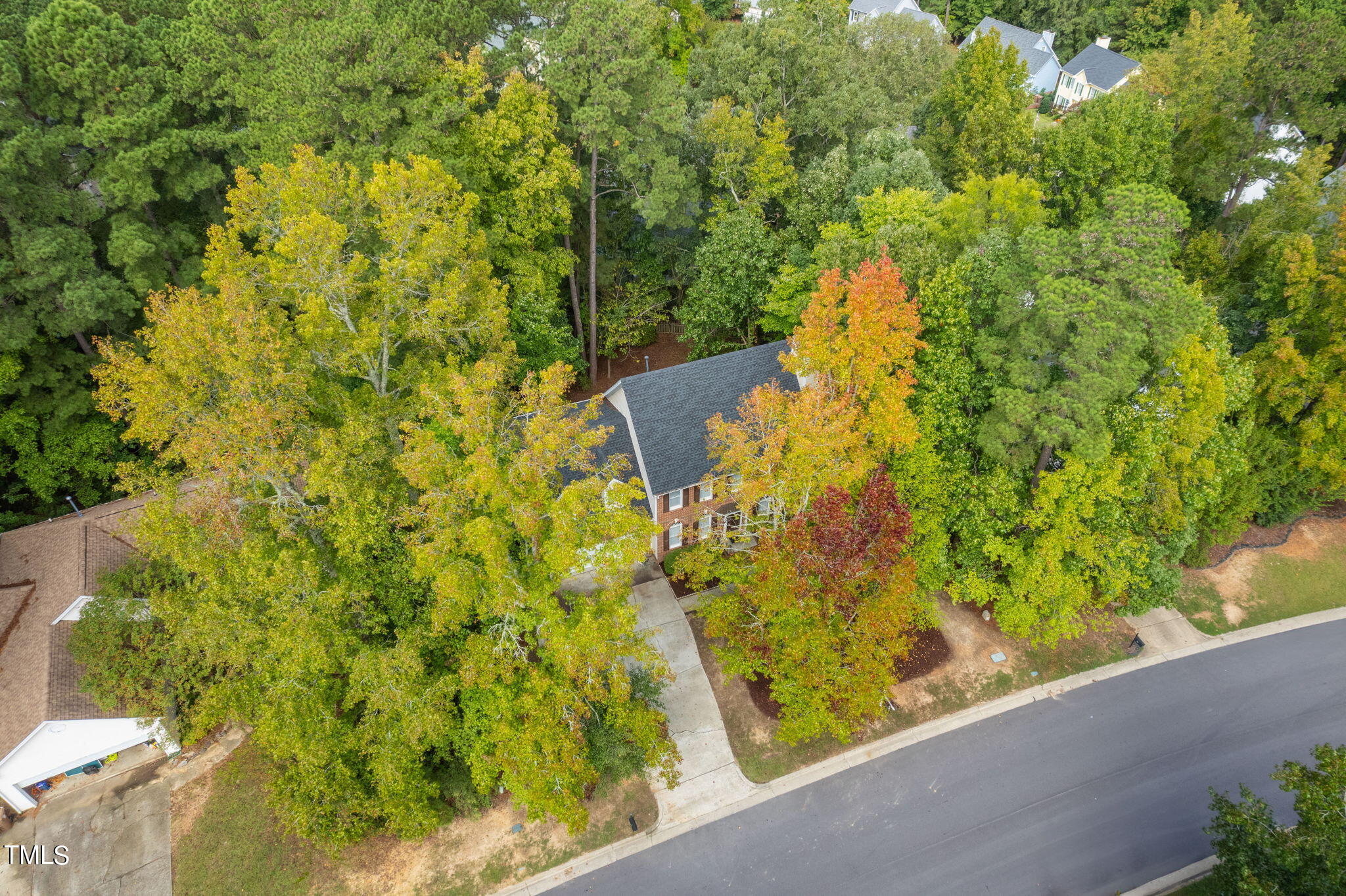 205 Glenmore Road Cary, NC 27519 - Photo 34 of 37 62-web-or-mls-205-glenmore-rd