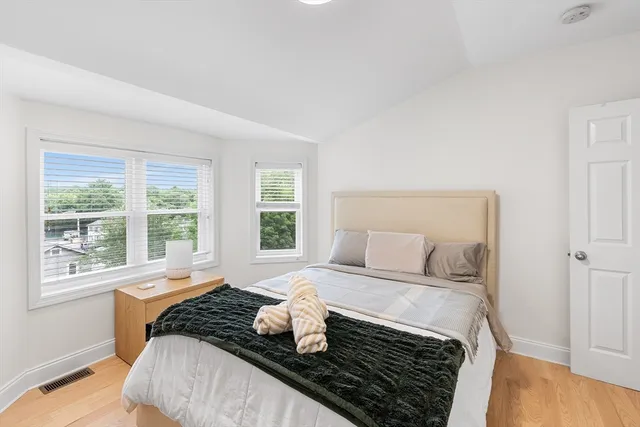 $3,200 | 9 Lisbeth Street, Unit 9, Lexington, MA 02421