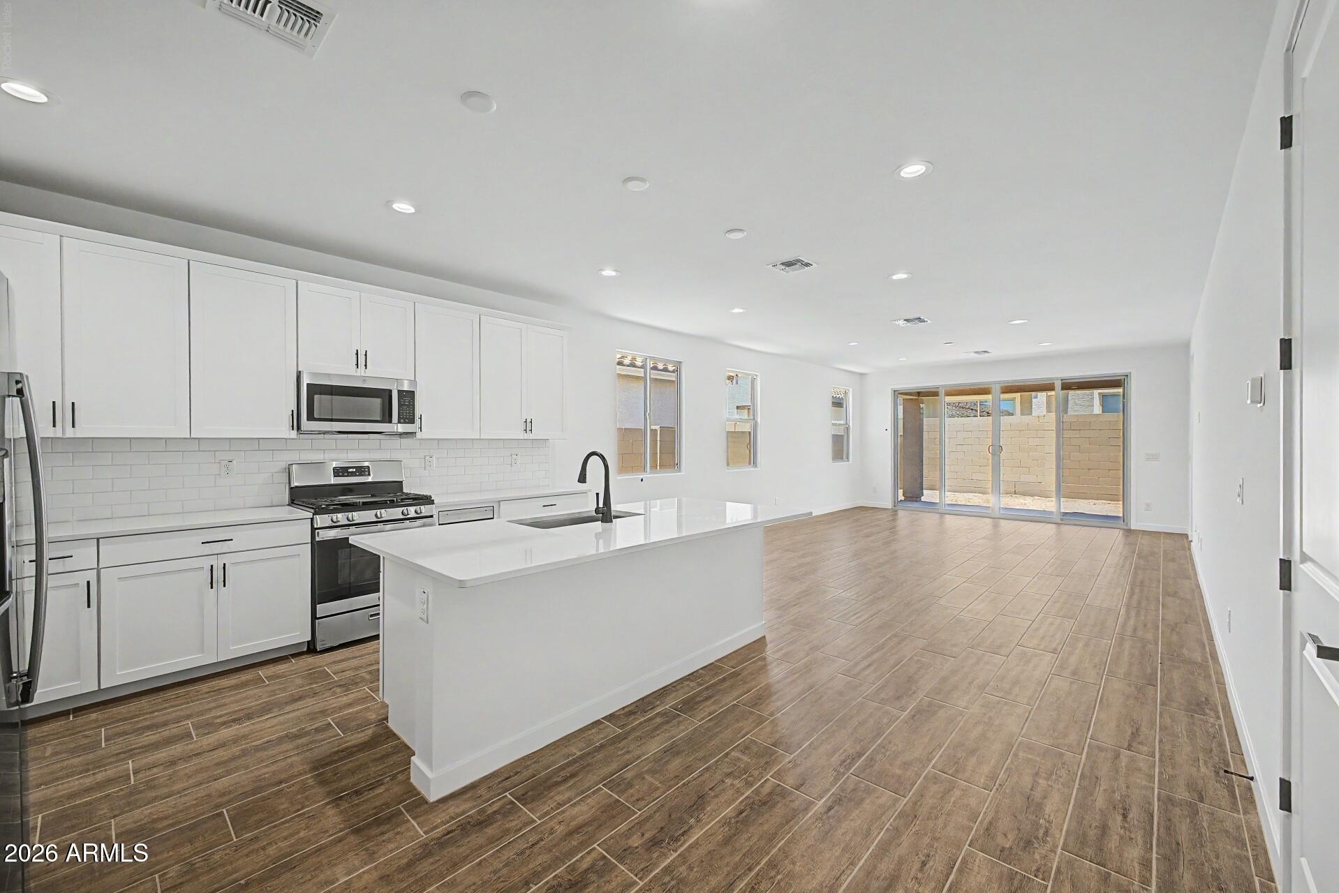 8042 West Granada Road Phoenix, AZ 85035 - Photo 2 of 35