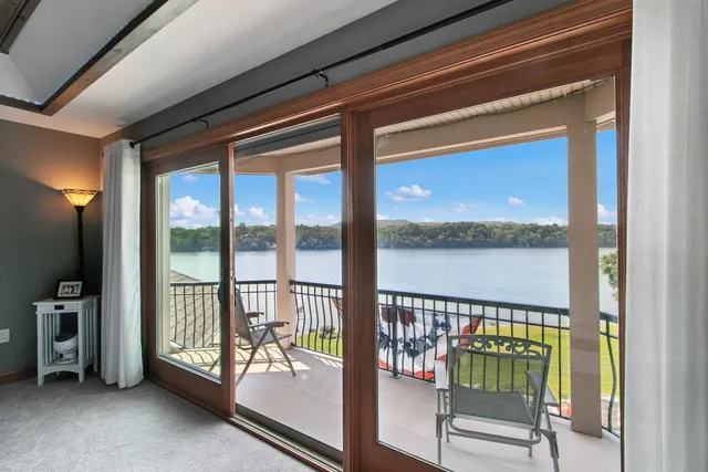 $2,899,900 | E12261 Timber Rdg Trail, Prairie du Sac, WI 53578