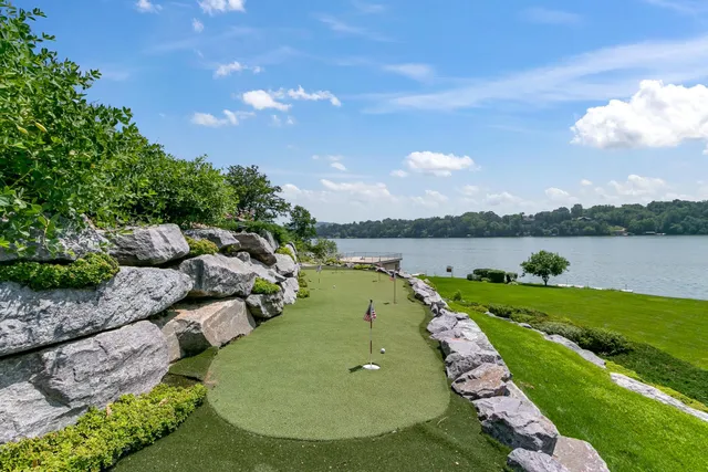 $2,899,900 | E12261 Timber Rdg Trail, Prairie du Sac, WI 53578