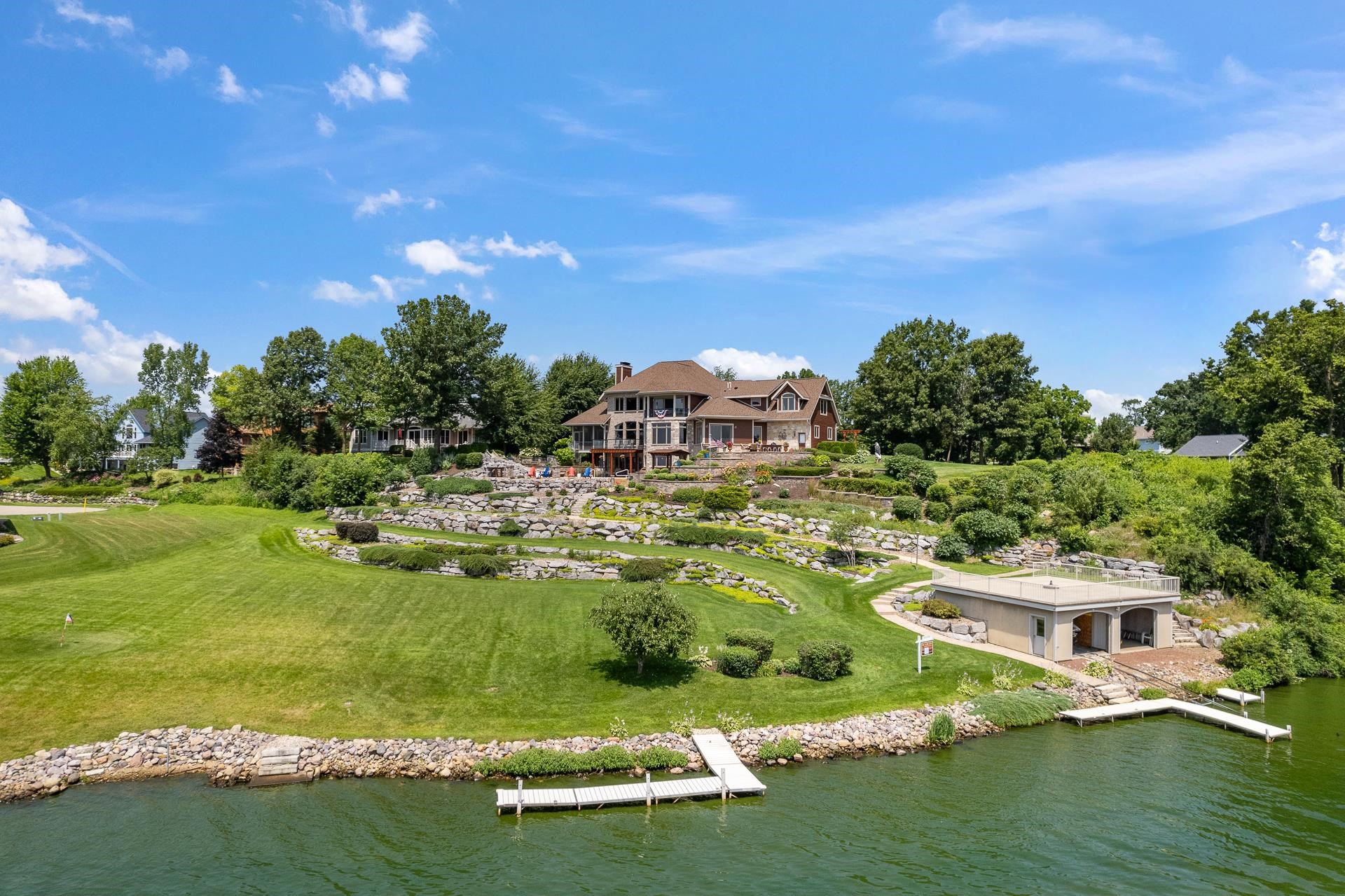 E12261 Timber Rdg Trail Prairie du Sac, WI 53578 - Photo 66 of 75