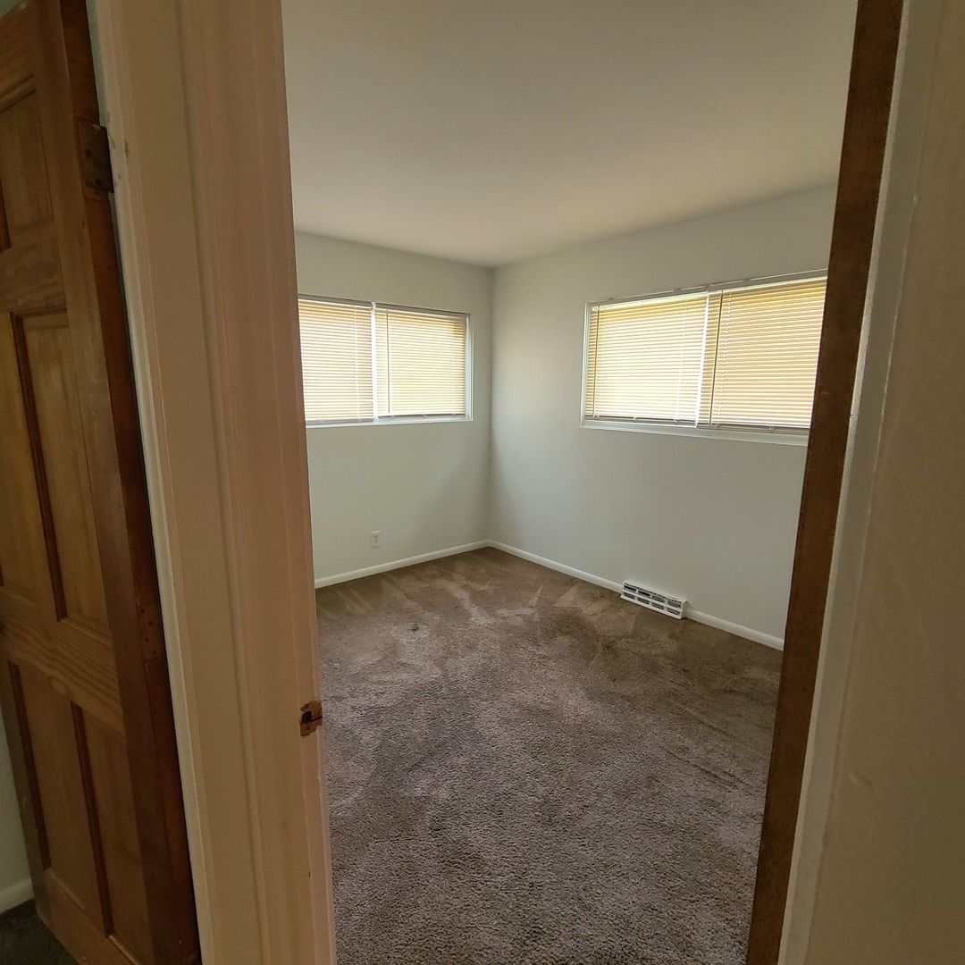 104 Timber Trail Streamwood, IL 60107 - Photo 4 of 16