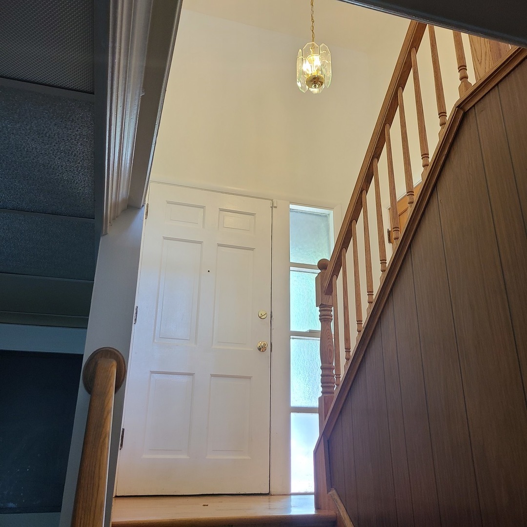 104 Timber Trail Streamwood, IL 60107 - Photo 7 of 16