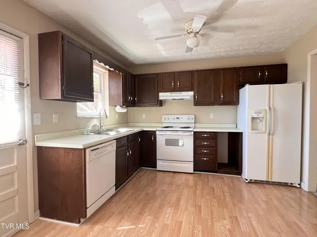 $327,000 | 90 Veldt Lane, Afton, TN 37616