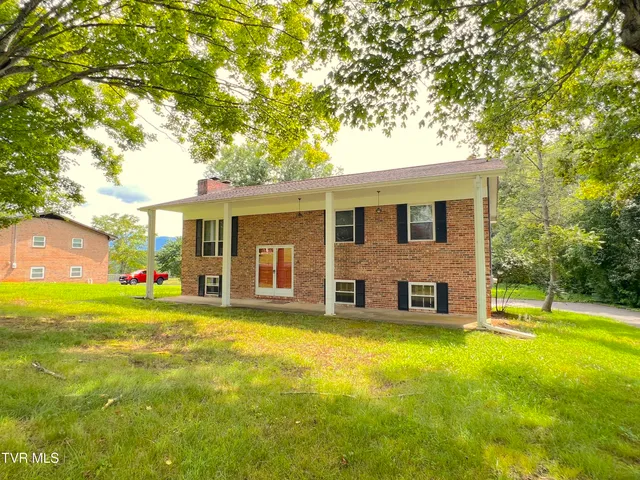 $327,000 | 90 Veldt Lane, Afton, TN 37616