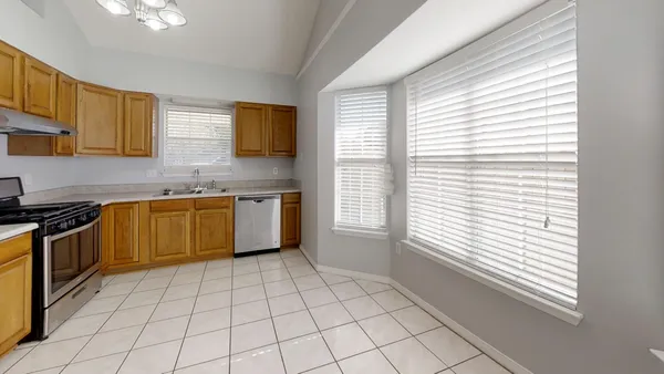 $2,100 | 1922 Heartland Drive, Fort Walton Beach, FL 32547