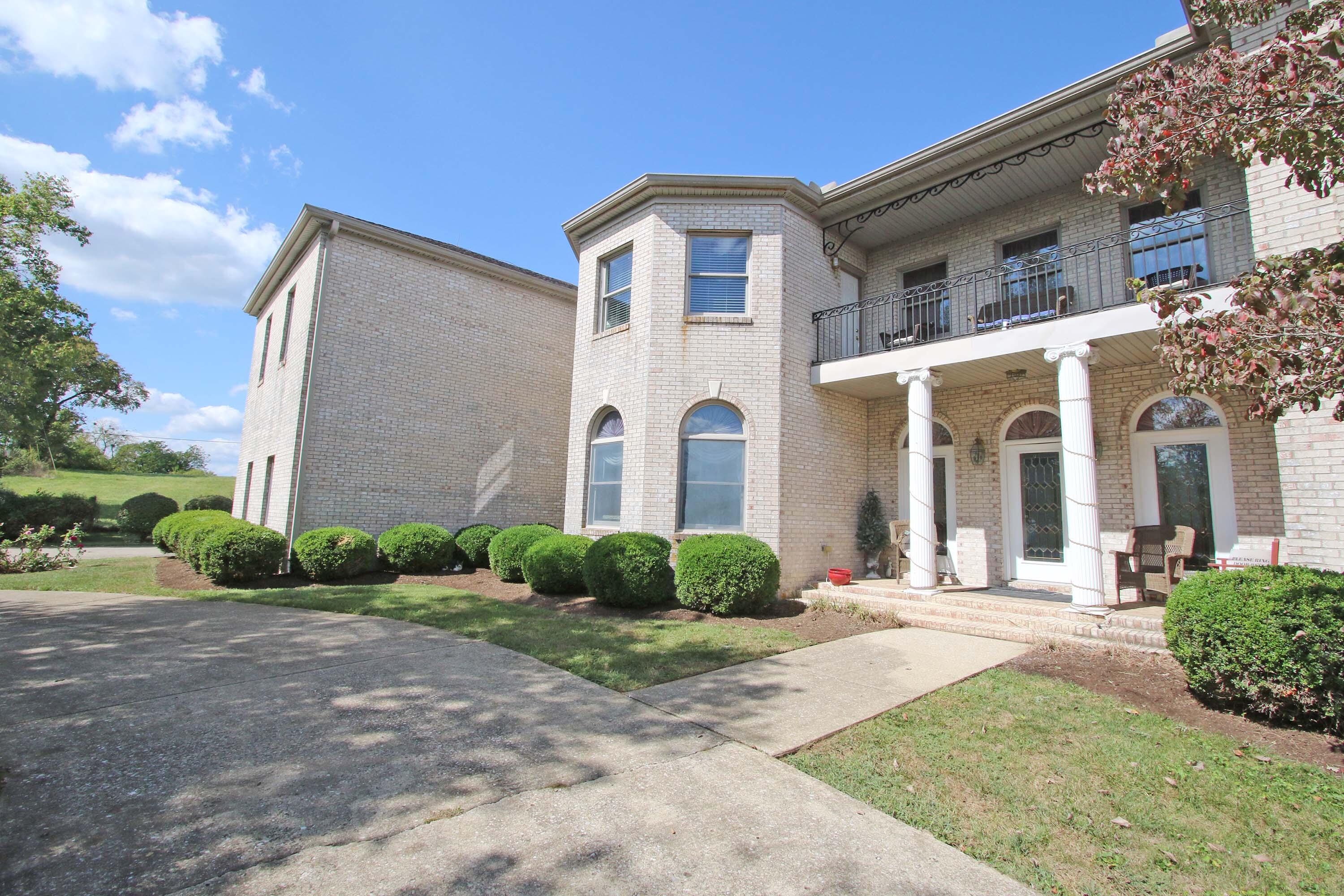 1010 Steele Road Versailles, KY 40383 - Photo 7 of 60 5