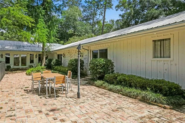 $1,175,000 | 75464 Highway 25, Covington, LA 70435