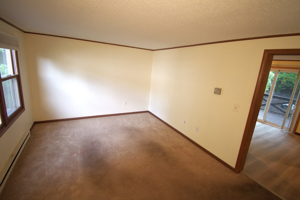 270 Sunderland Road, Unit 24 Worcester, MA 01604 - Photo 5 of 27