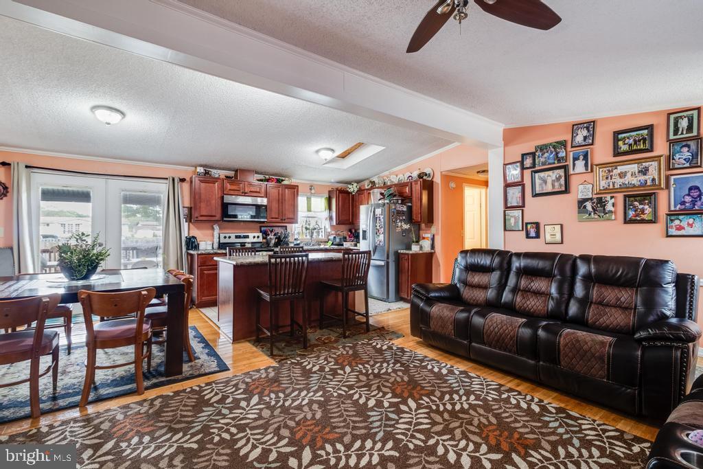 45880 South Springsteen Court California, MD 20619 - Photo 4 of 17