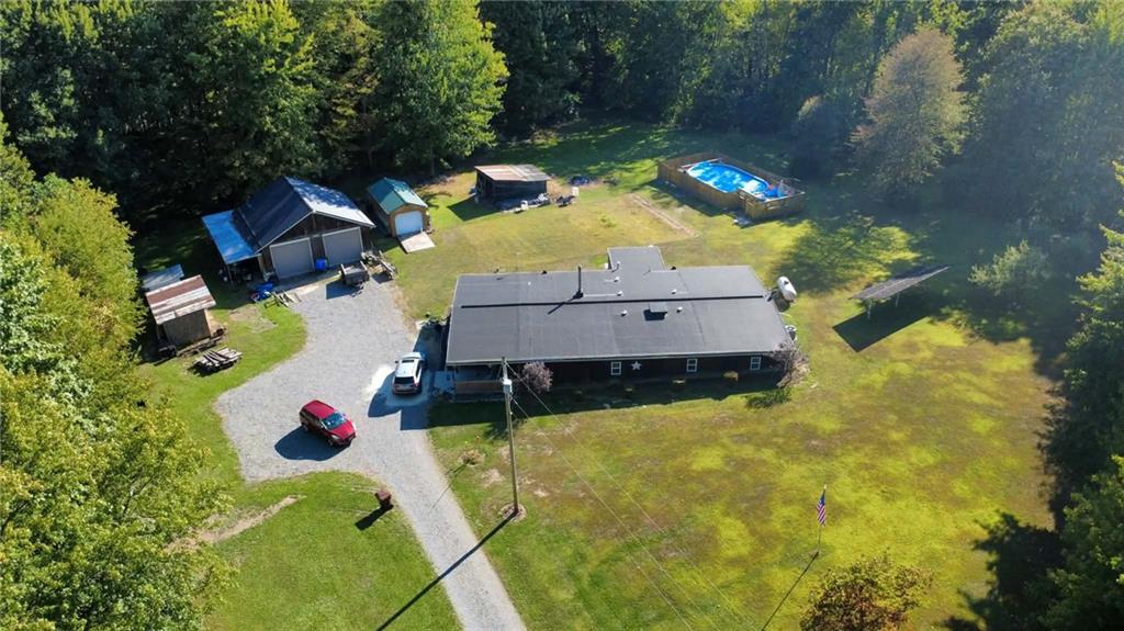 180 Hover Road Mercer, PA 16137 - Photo 2 of 49