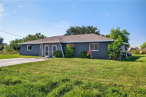 $299,000 | 1120-1122 Gilbert Avenue South, Lehigh Acres, FL 33973