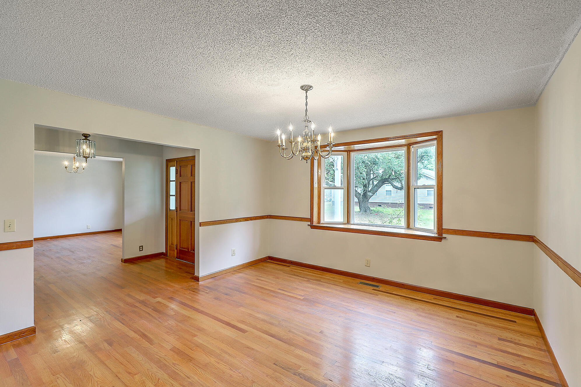 1132 Children Road Mount Pleasant, SC 29466 - Photo 8 of 19 Dining Area