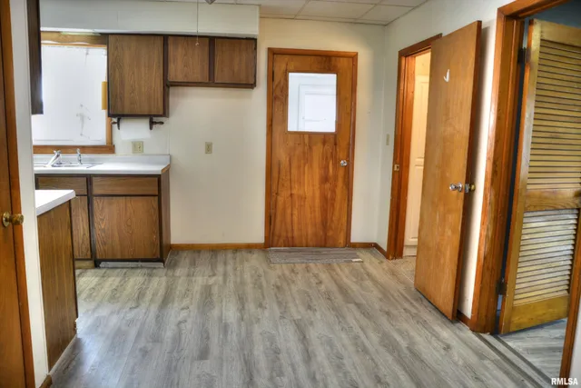 $75,000 | 705 West Adams Street, Blandinsville, IL 61420