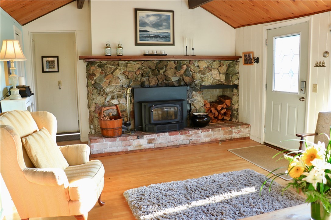 671 Bells Grove Point Roberts, WA 98281 - Photo 10 of 18 Gallery Image 10