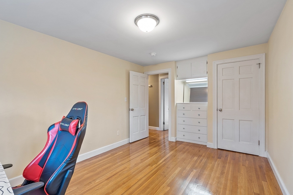 9 Greenwood Road Reading, MA 01867 - Photo 23 of 42