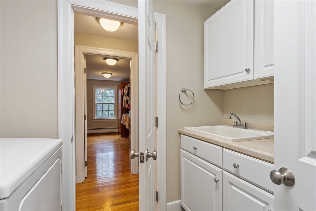 9 Greenwood Road Reading, MA 01867 - Photo 33 of 42