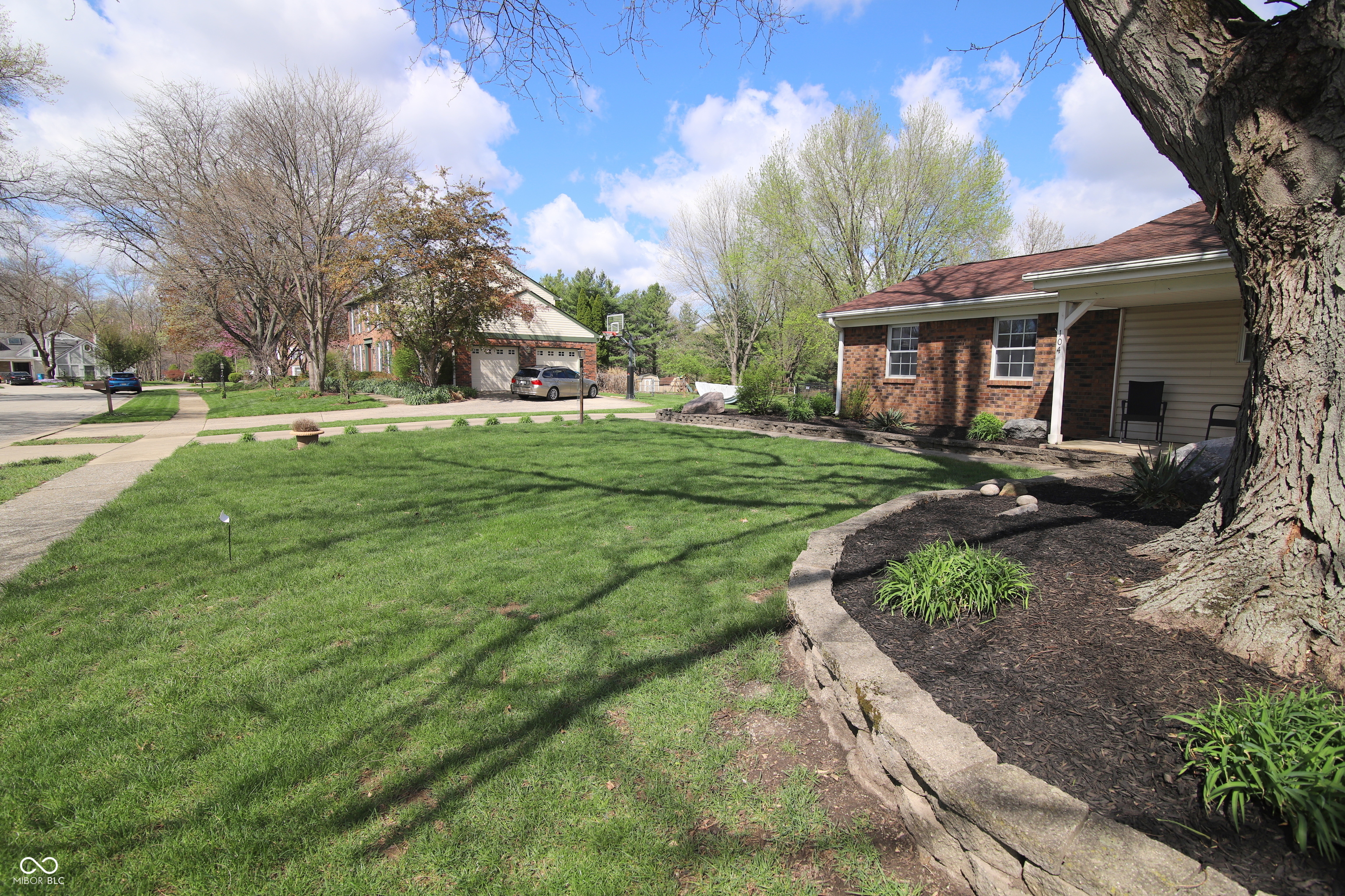 104 Apple Tree Court Fishers, IN 46038 - Photo 16 of 38