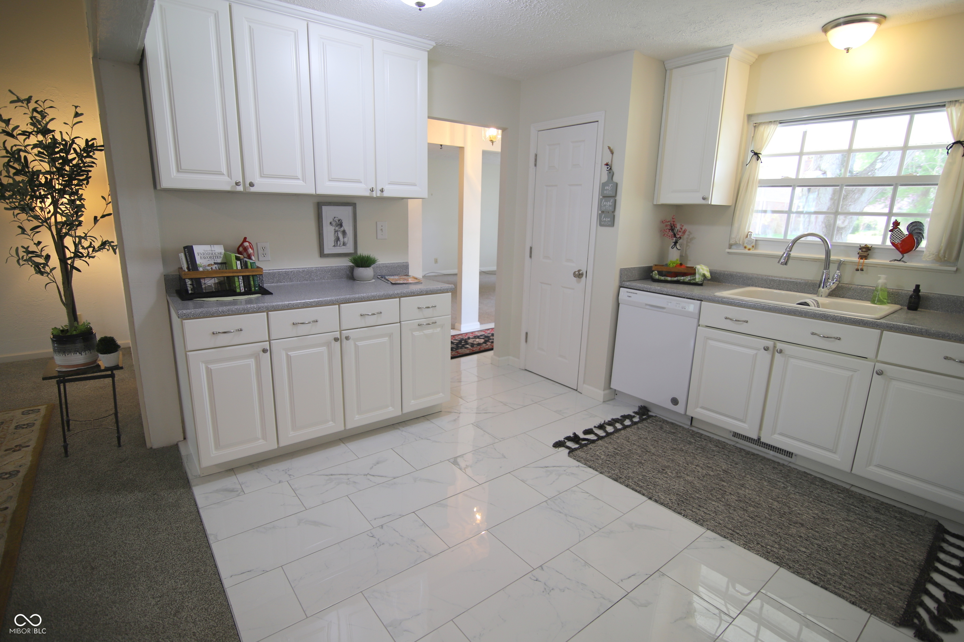 104 Apple Tree Court Fishers, IN 46038 - Photo 22 of 38