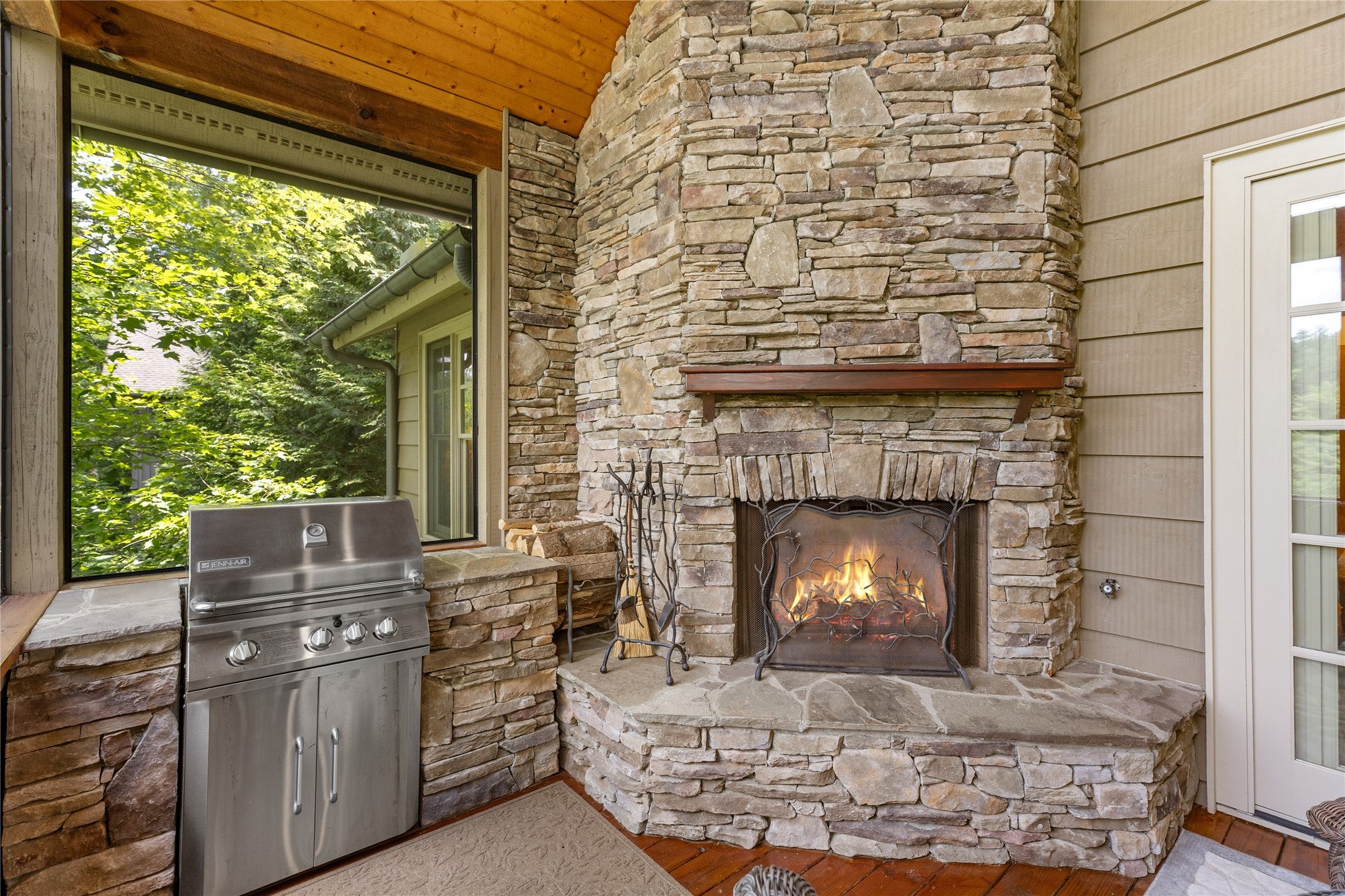 394 Rendezvous Ridge Cashiers, NC 28717 - Photo 30 of 100 Gallery Image 30