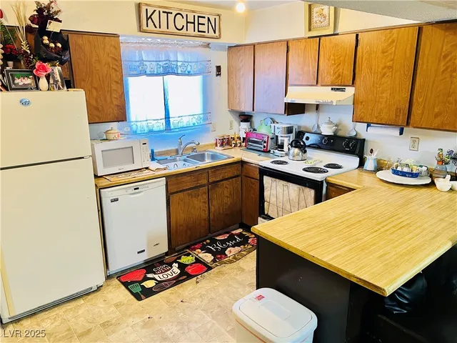 $165,000 | 3508 Rio Robles Drive, Unit C, North Las Vegas, NV 89030