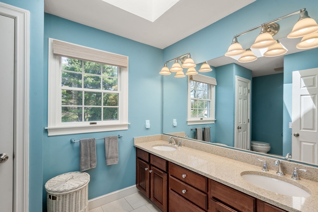 41 York Road Wayland, MA 01778 - Photo 27 of 33 Gallery Image 27