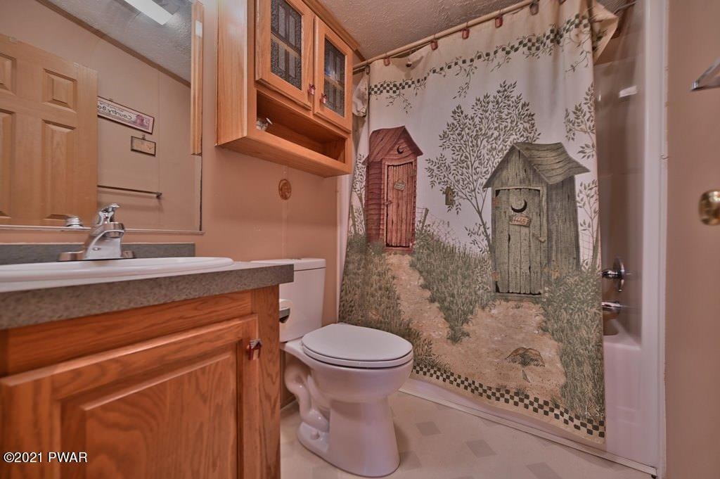 33 Oakview Lane Waymart, PA 18472 - Photo 49 of 65
