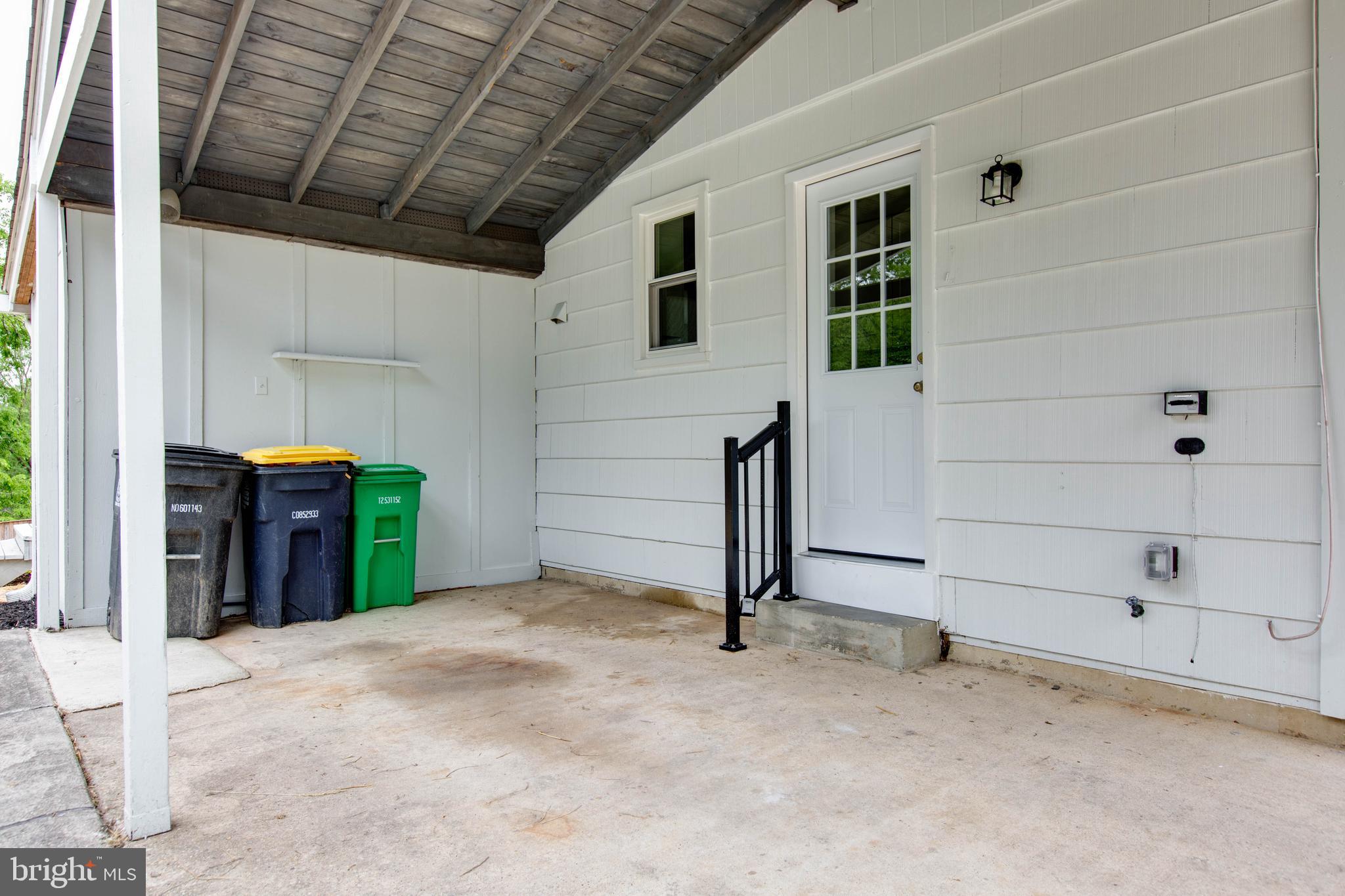9203 Custer Terrace Adelphi, MD 20783 - Photo 6 of 55