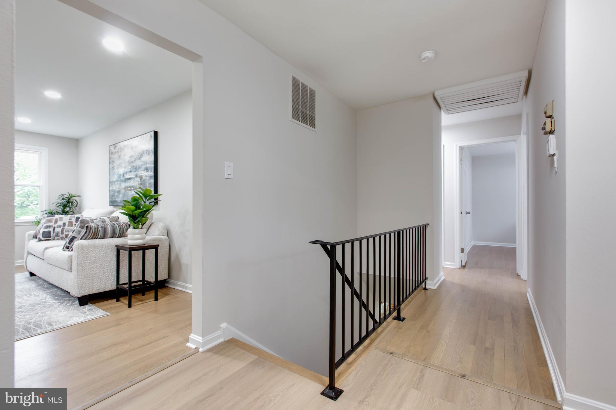 9203 Custer Terrace Adelphi, MD 20783 - Photo 9 of 55