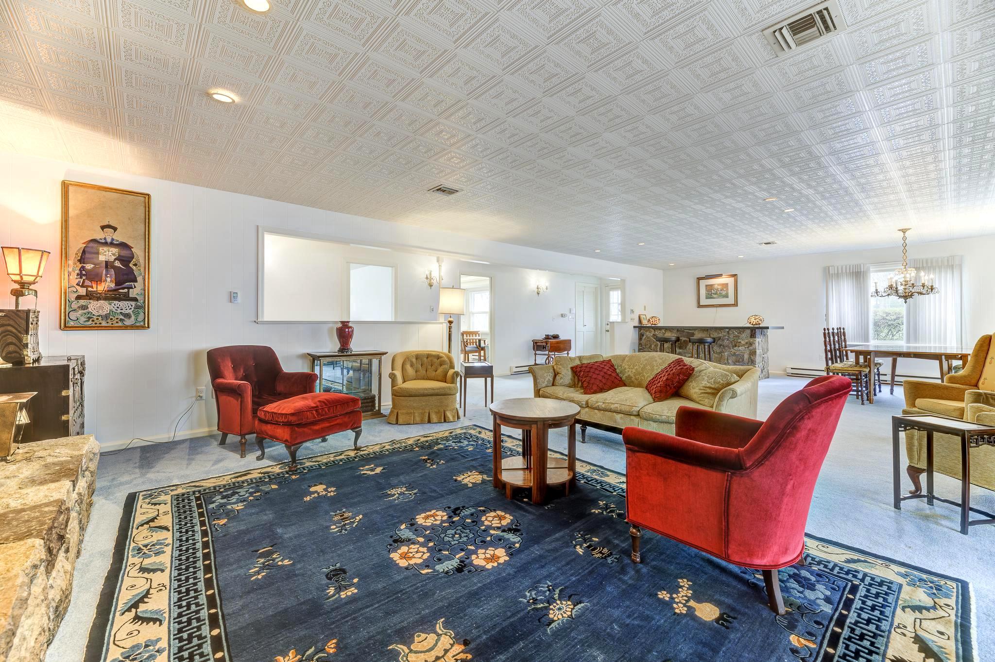 321 Sharon Way Monroe Township, NJ 08831 - Photo 14 of 55 Fabulous for Entertaining!