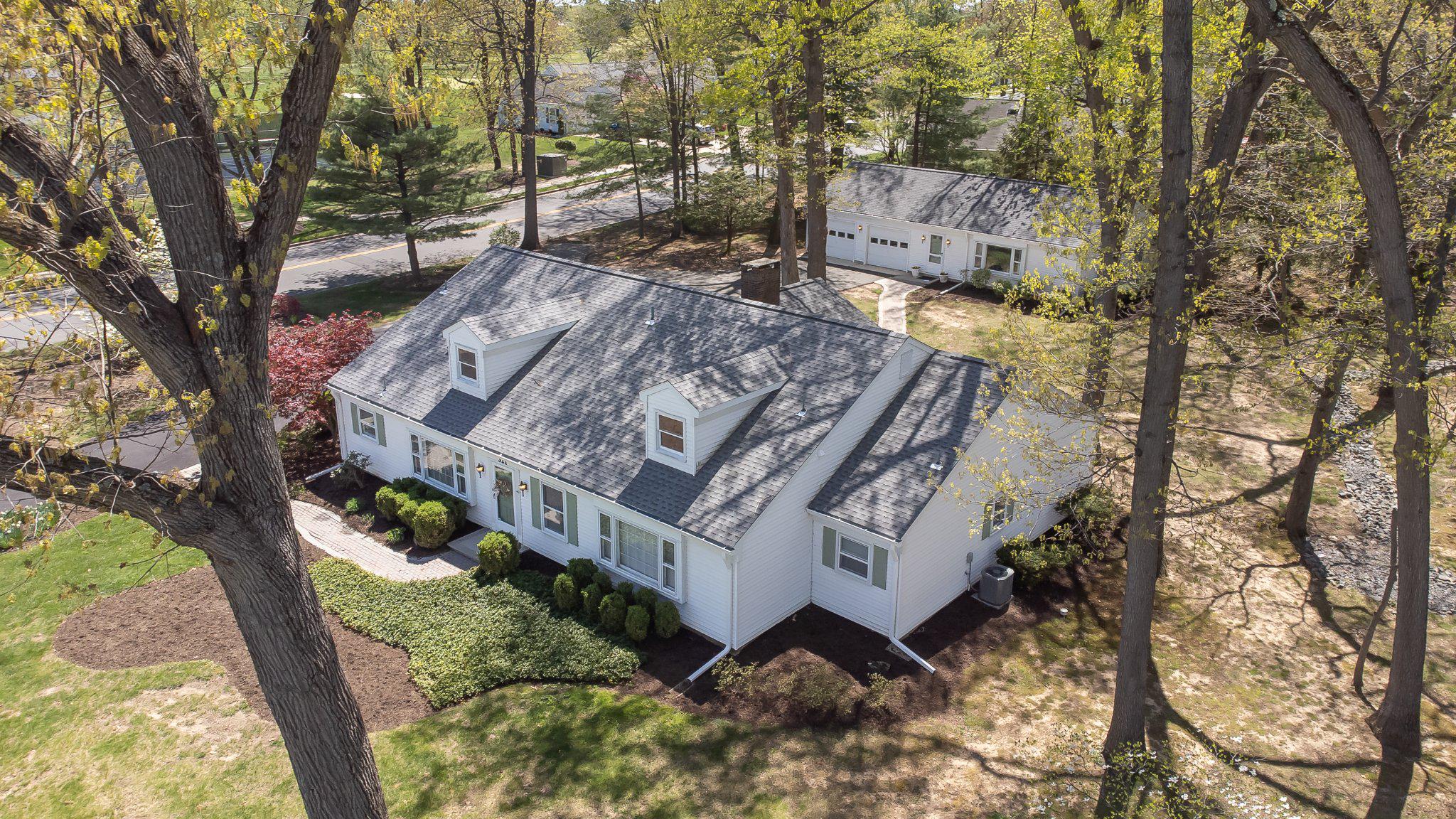 321 Sharon Way Monroe Township, NJ 08831 - Photo 3 of 55 Home with its own Cottage in back