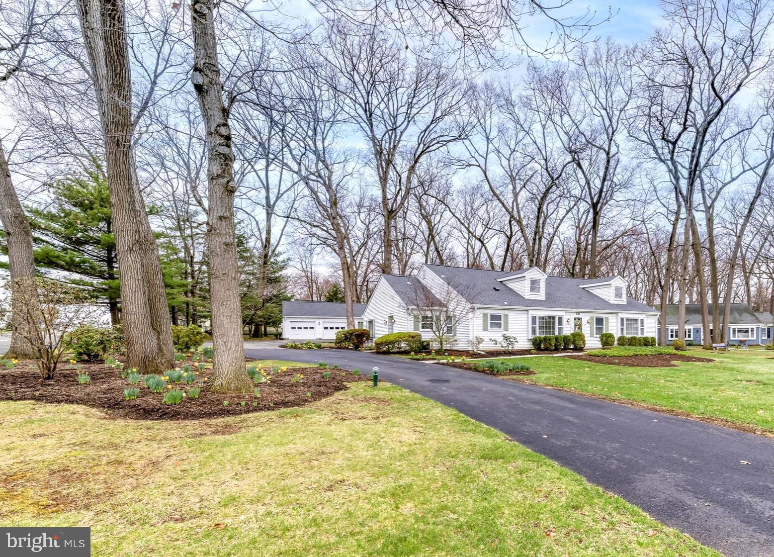 321 Sharon Way Monroe Township, NJ 08831 - Photo 5 of 55 Long Driveway (upper part newly paved, post photo)
