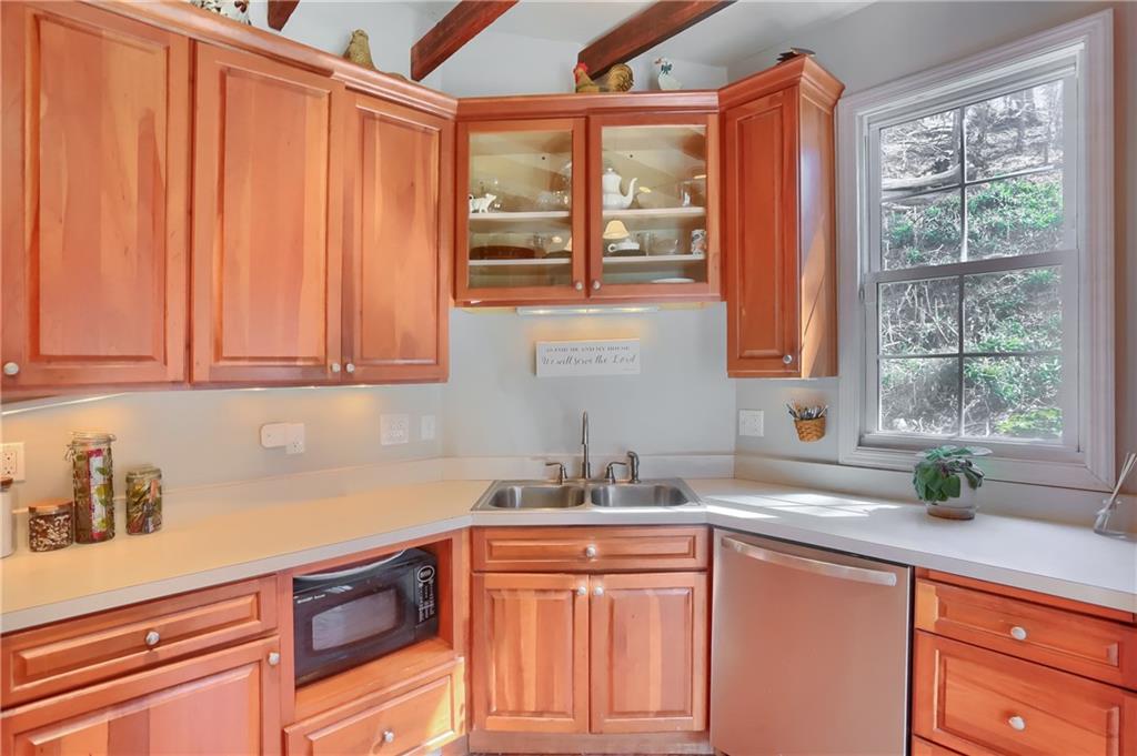 450 Kilbourne Street Pittsburgh, PA 15207 - Photo 18 of 24