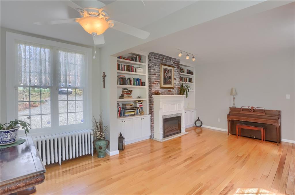 450 Kilbourne Street Pittsburgh, PA 15207 - Photo 7 of 24