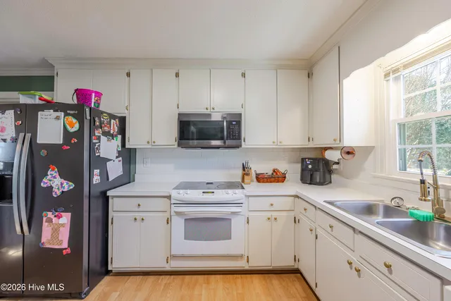 $329,900 | 2405 Williamsburg Drive Northwest, Wilson, NC 27896