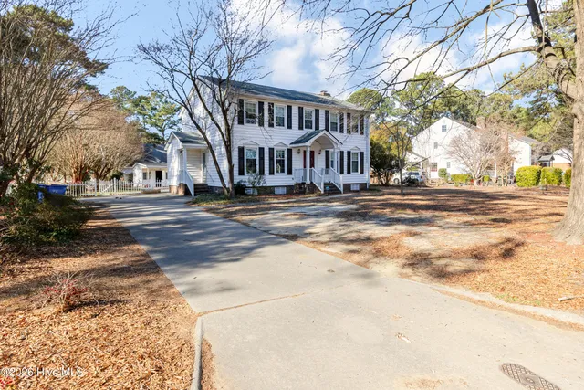 $329,900 | 2405 Williamsburg Drive Northwest, Wilson, NC 27896