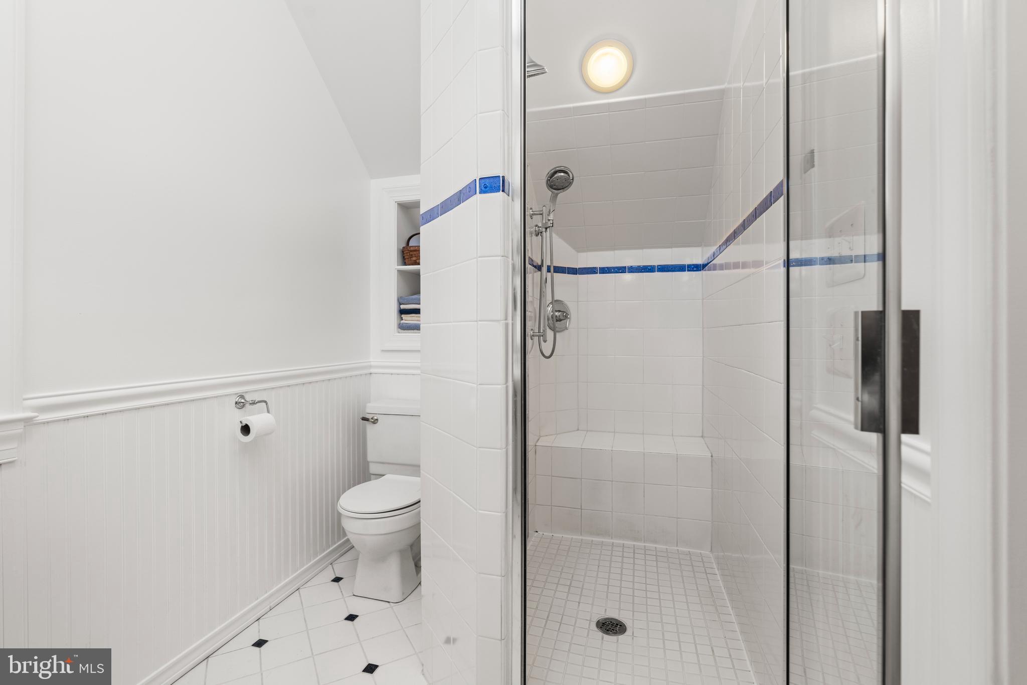 708 Dunkirk Road Baltimore, MD 21212 - Photo 15 of 31 Primary Bath