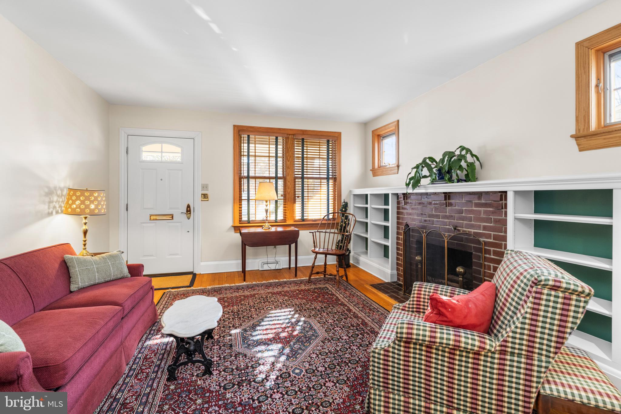 708 Dunkirk Road Baltimore, MD 21212 - Photo 4 of 31 Beautiful Wood Floors Throughout