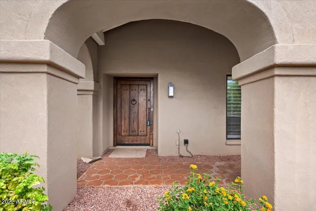 $5,500 | 8326 East Vía De La Luna, Scottsdale, AZ 85258