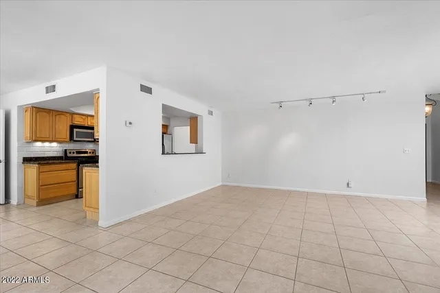 $5,500 | 8326 East Vía De La Luna, Scottsdale, AZ 85258