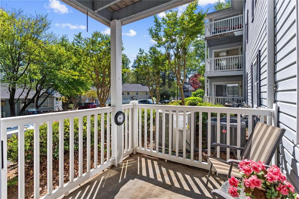 1610 Raleigh Circle Marietta, GA 30067 - Photo 9 of 33