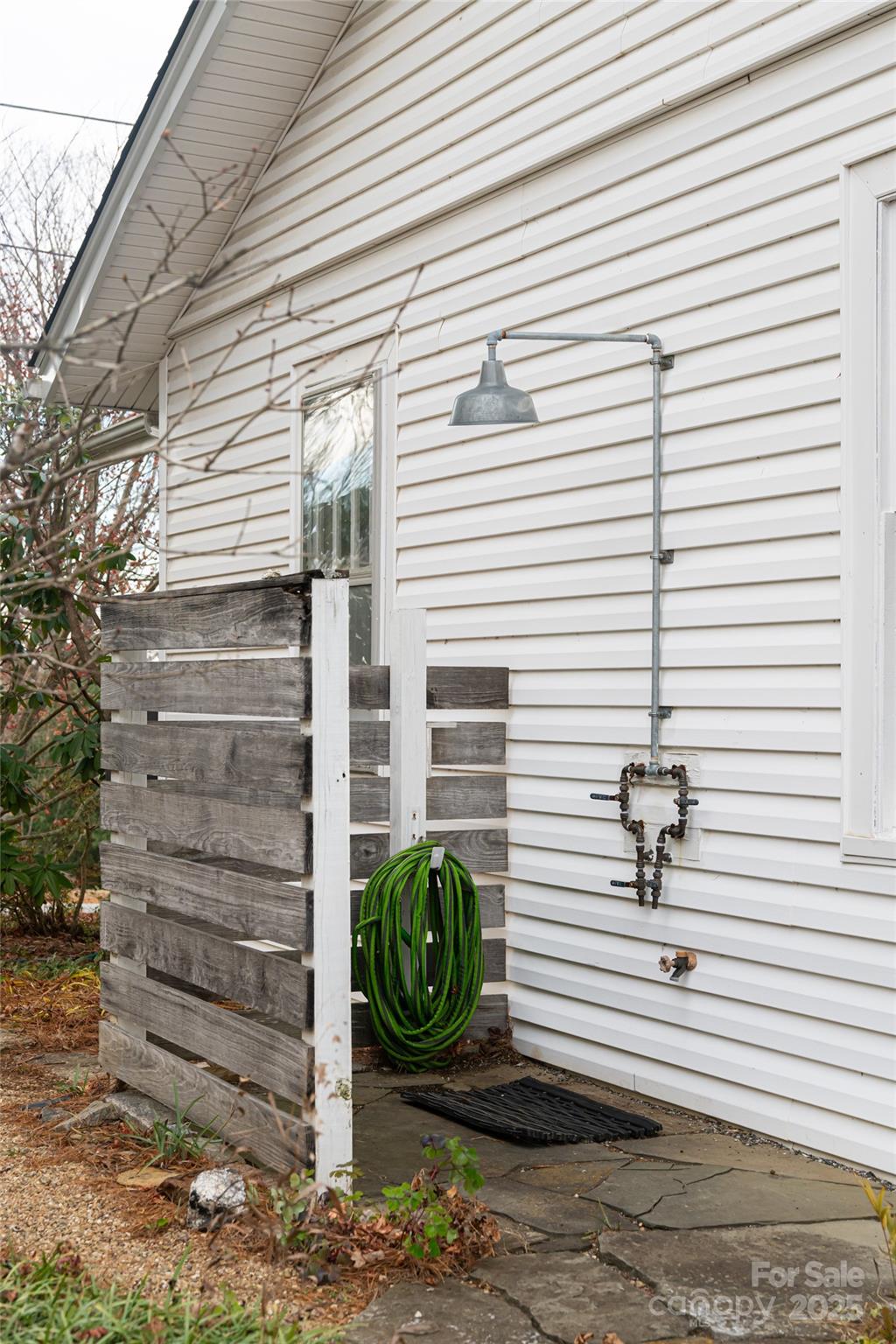 40 Jonestown Road Asheville, NC 28804 - Photo 25 of 46 a view of a entryway door front of house