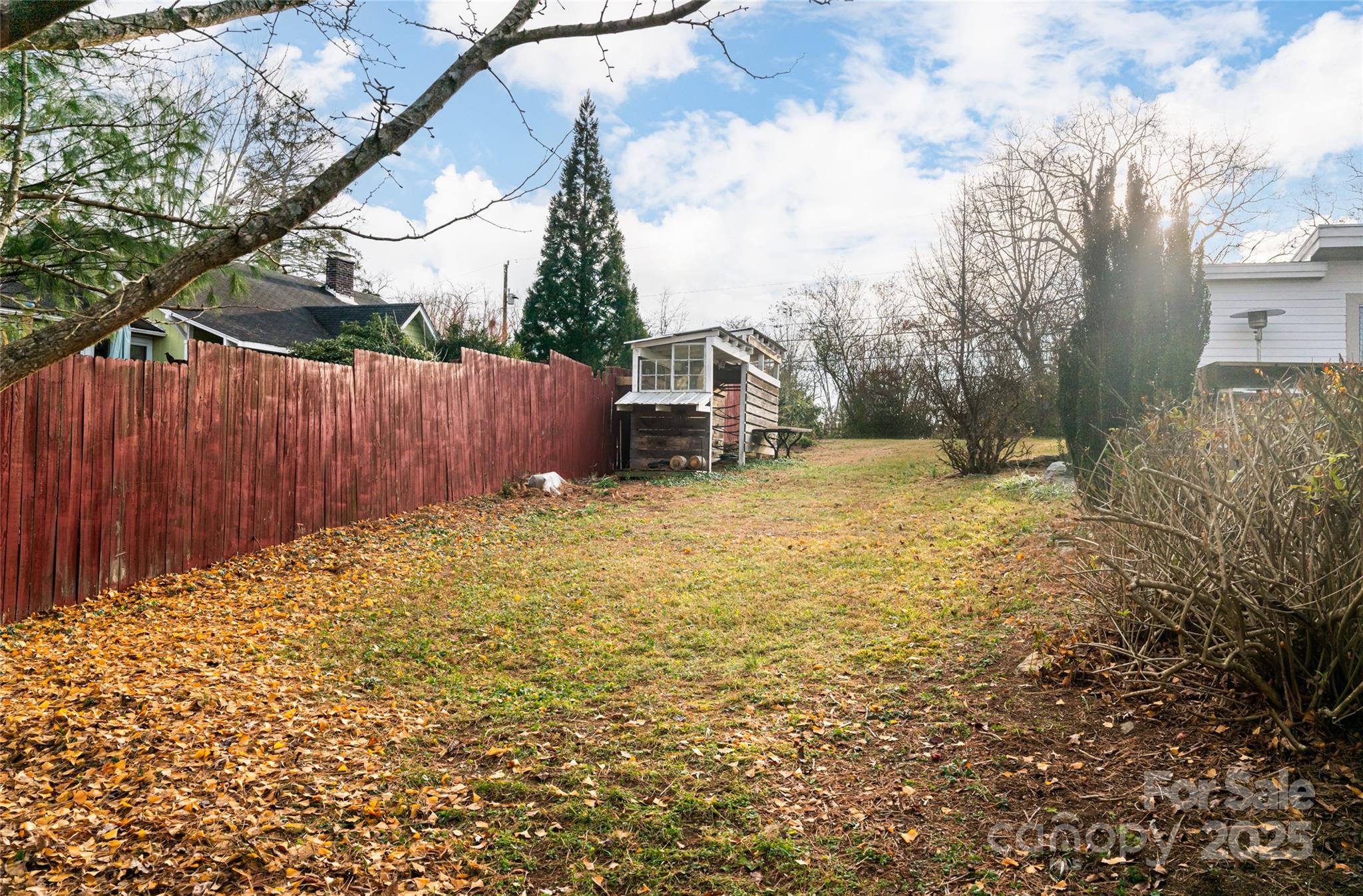 40 Jonestown Road Asheville, NC 28804 - Photo 41 of 46 a view of a backyard of the house