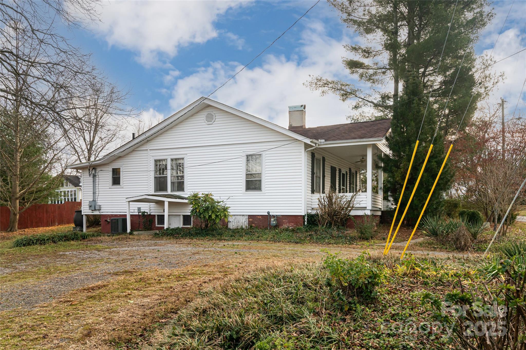 40 Jonestown Road Asheville, NC 28804 - Photo 42 of 46 a view of a house with backyard and trees