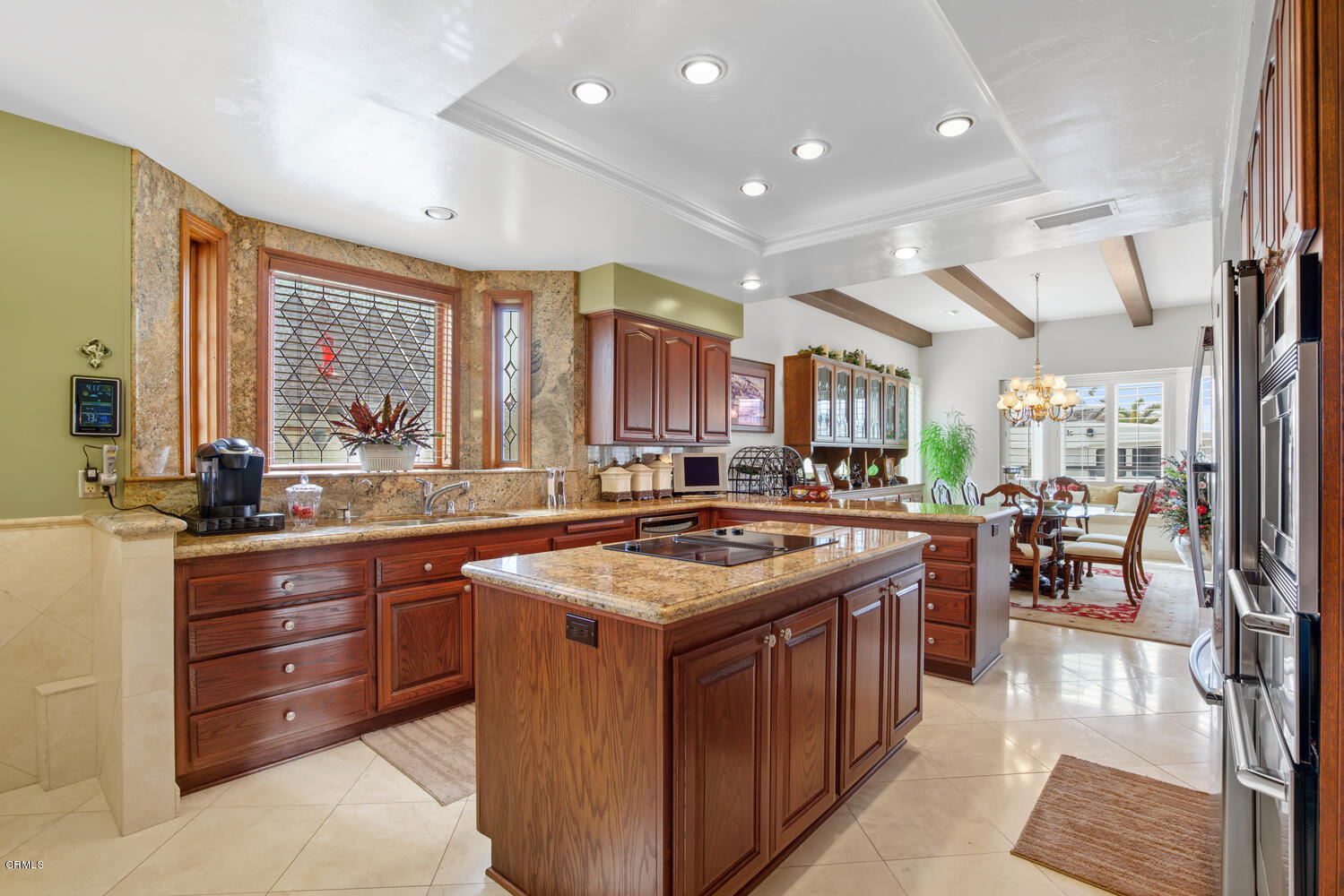 2321 Monaco Drive Oxnard, CA 93035 - Photo 14 of 67 2321 Monaco Dr Oxnard CA 93035-large-014