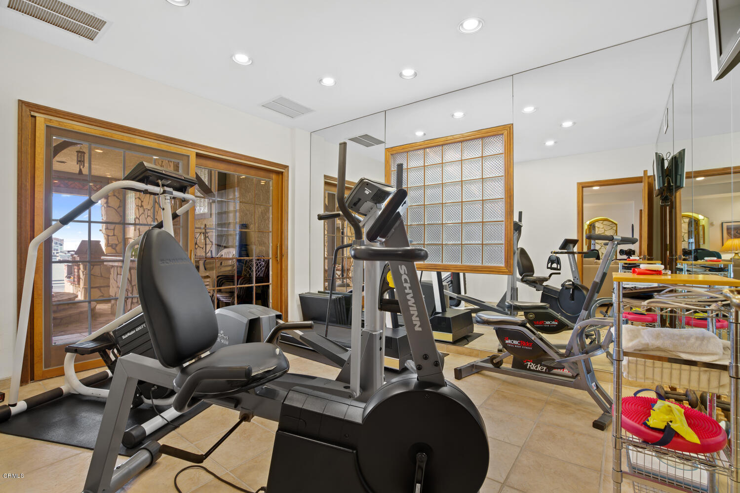 2321 Monaco Drive Oxnard, CA 93035 - Photo 53 of 67 2321 Monaco Dr Oxnard CA 93035-large-053